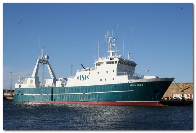 Arnar HU 1 kominn úr slipp