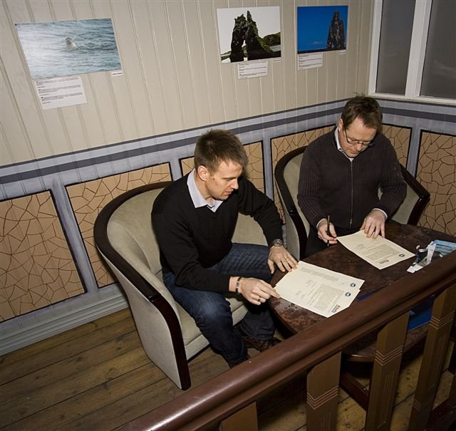 BioPol ehf. á Skagaströnd og Selasetur Íslands á Hvammstanga skrifa undir samstarfssamning