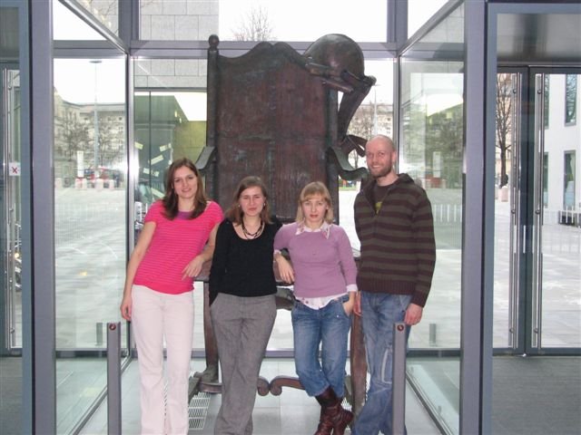 Miriam Acoustic Group heldur tónleika