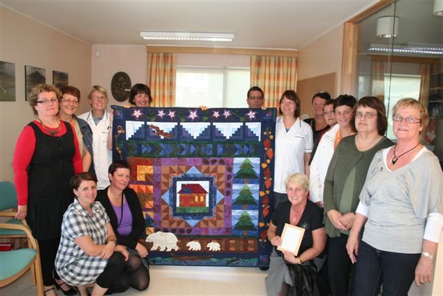 Heilsugæslan fær veggteppi