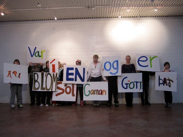 Eru listamennirnir ígildi 10.000 ferðamanna?