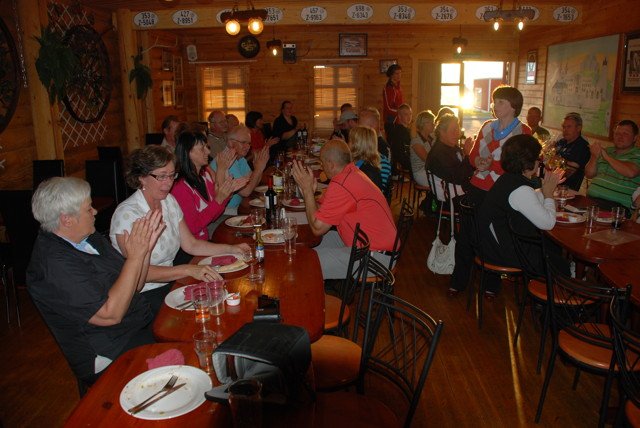 Hola í höggi á afmælisgolfmóti