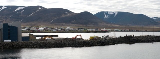 Myndir af niðurrifi síldarþróarinnar