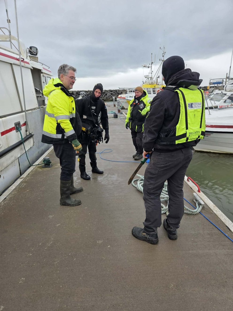 Flotbryggjur komnar í stand