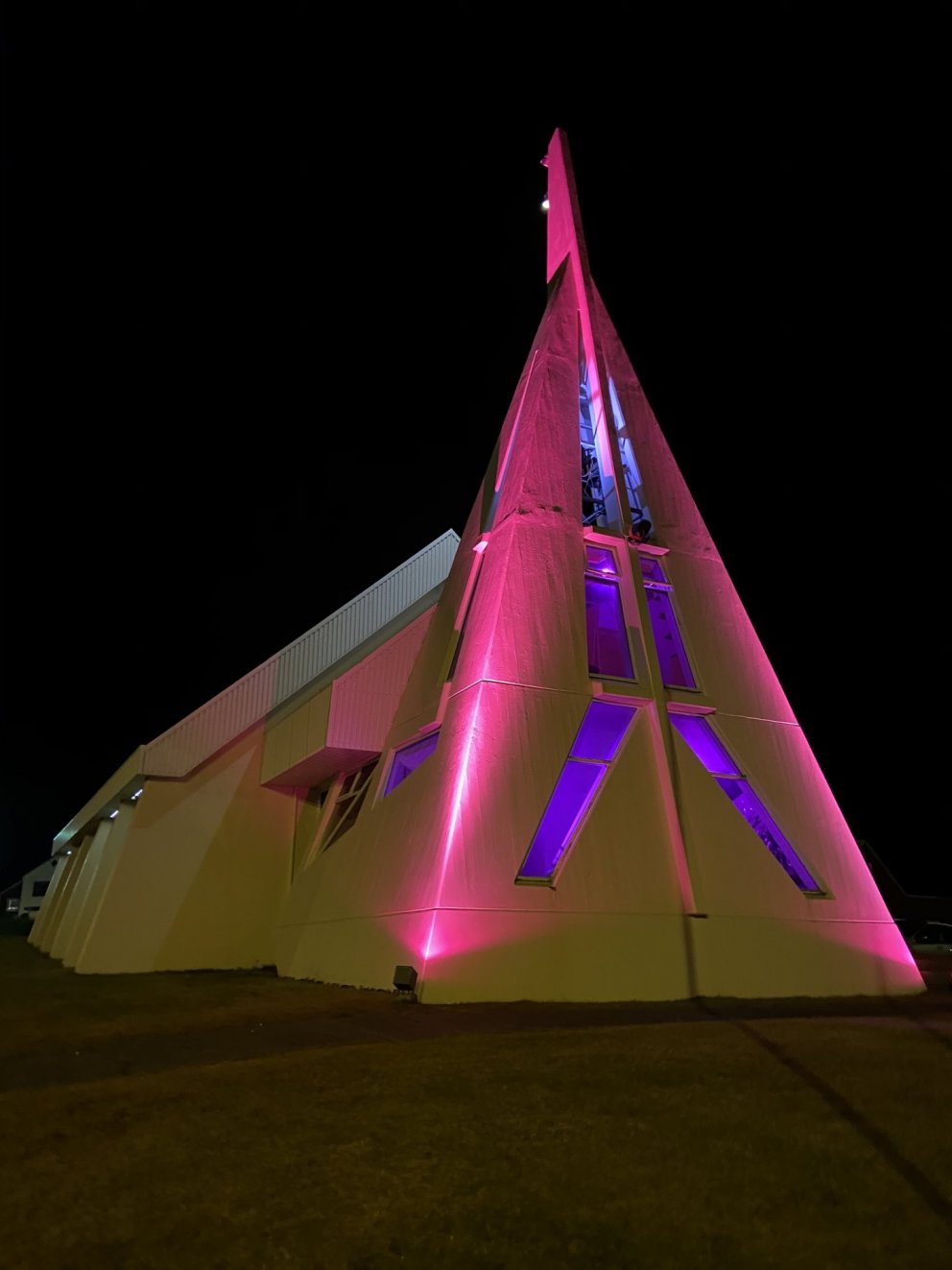 Helgistund í Hólaneskirkju