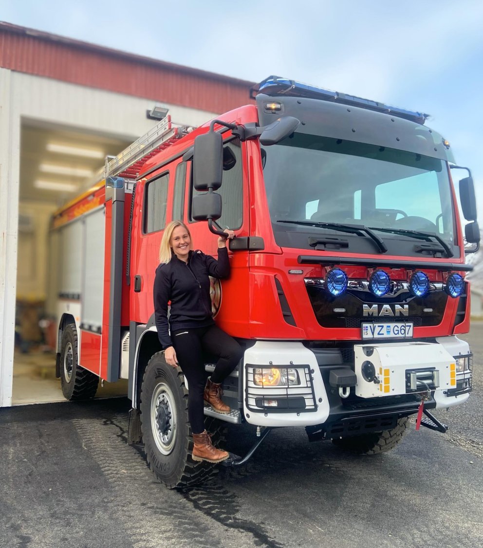 Halla María nýkomin úr sínu fyrsta útkalli með Slökkviliði Skagastrandar