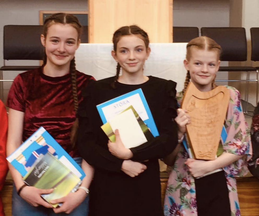 Sólveig Erla, Ísabella Líf og Sóley Sif sem bar sigur úr býtum (myndin er fengin að láni frá heimasí…