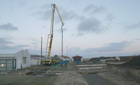 Steypuvinna á miðjum þorra