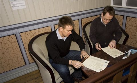 BioPol ehf. á Skagaströnd og Selasetur Íslands á Hvammstanga skrifa undir samstarfssamning