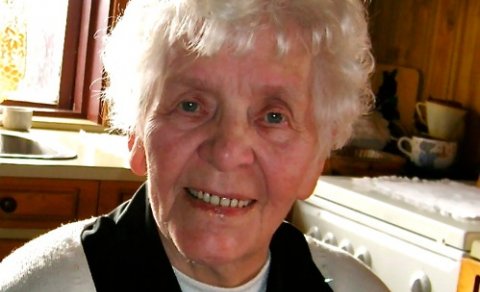 María Magnúsdóttir níræð