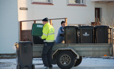 Endurvinnslutunnum dreift í hús