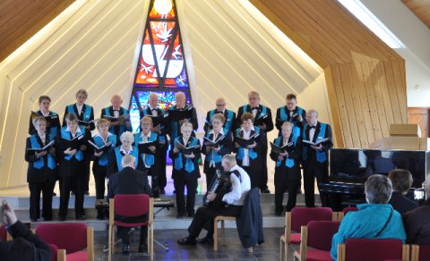 Vel heppnuð söngskemmtun í Hólaneskirkju