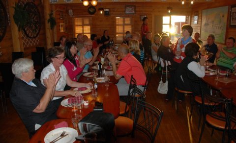 Hola í höggi á afmælisgolfmóti