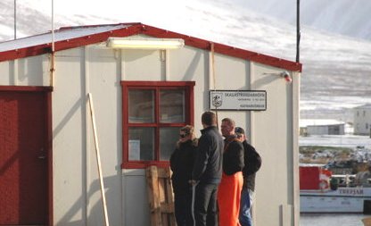 Vildi ekki fara út úr vigtarhúsinu á Skagaströnd