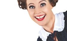 Margrét Eir í Bjarmanesi á föstudagskvöldið