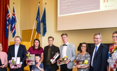 Tveir fyrirmyndarkennarar