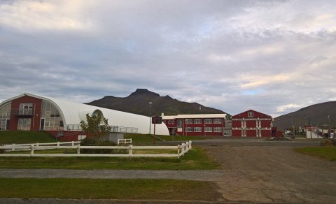 Höfðaskóli 80 ára