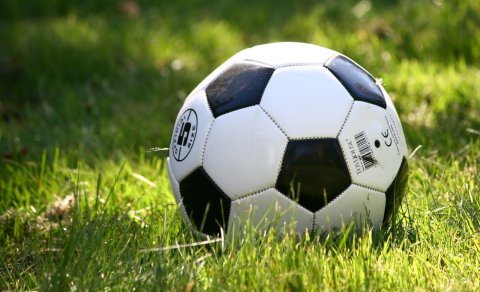 Fótboltamörk sett út