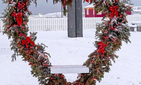 Hjartað skreyttu Björk Sveinsdóttir og Helena Mara Velemir og fá þær bestu þakkir fyrir.