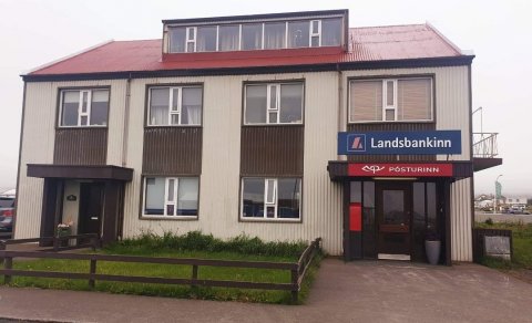 Landsbankinn fagnar 40 ára starfsafmæli á Skagaströnd