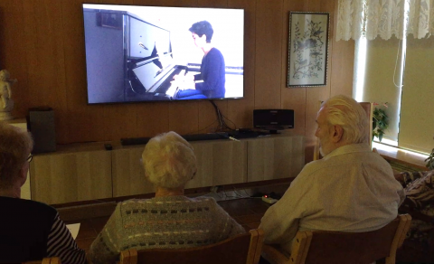 Að endurvekja gömul íslensk lög fyrir íbúa Sæborgar: „Music for fun (Tónlist til skemmtunar),“ gleði…