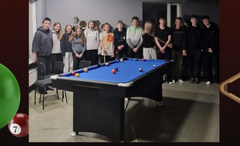 Vegleg gjöf til félagsmiðstöðvarinnar