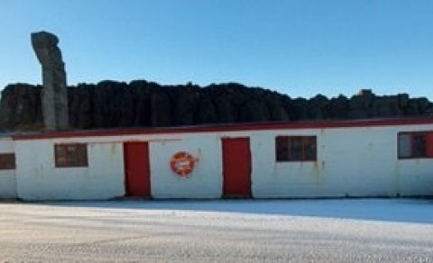 Hafnarskúrar til útleigu